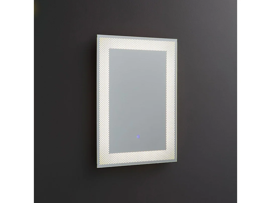 Miroir Rectangulaire 50X70 Décoré Et Éclairé Par Des Leds