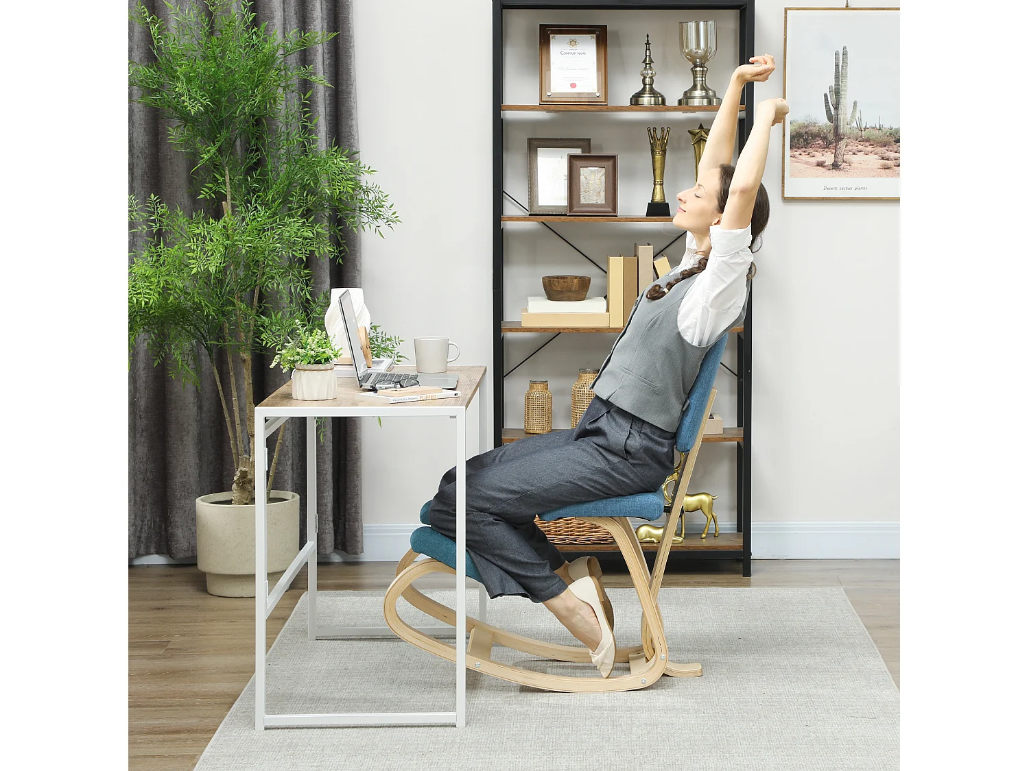 Sedia inginocchiatoio in tessuto effetto lino e legno blu scuro