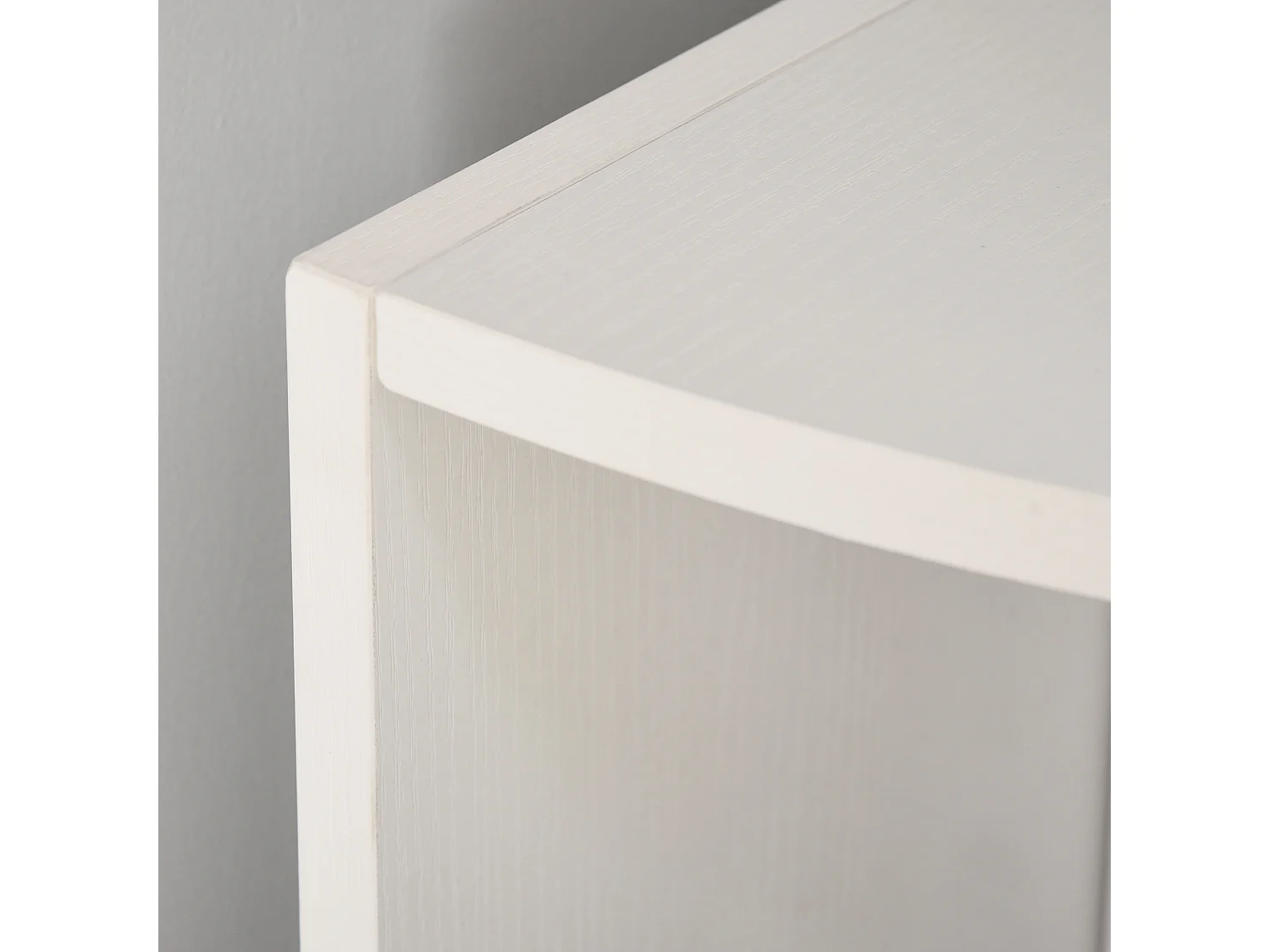 Libreria ad angolo 4 ripiani a muro e parete legno