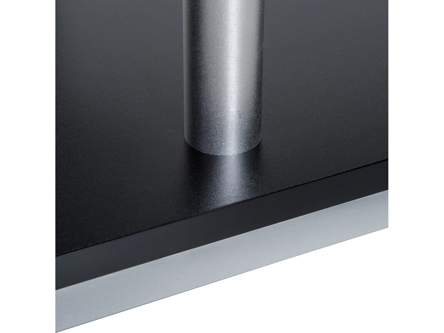 Mobile tv moderno con ripiano in legno nero