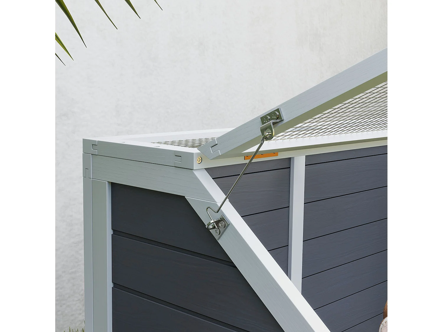 Casetta per tartarughe di terra legno e acciaio grigio chiaro bianco