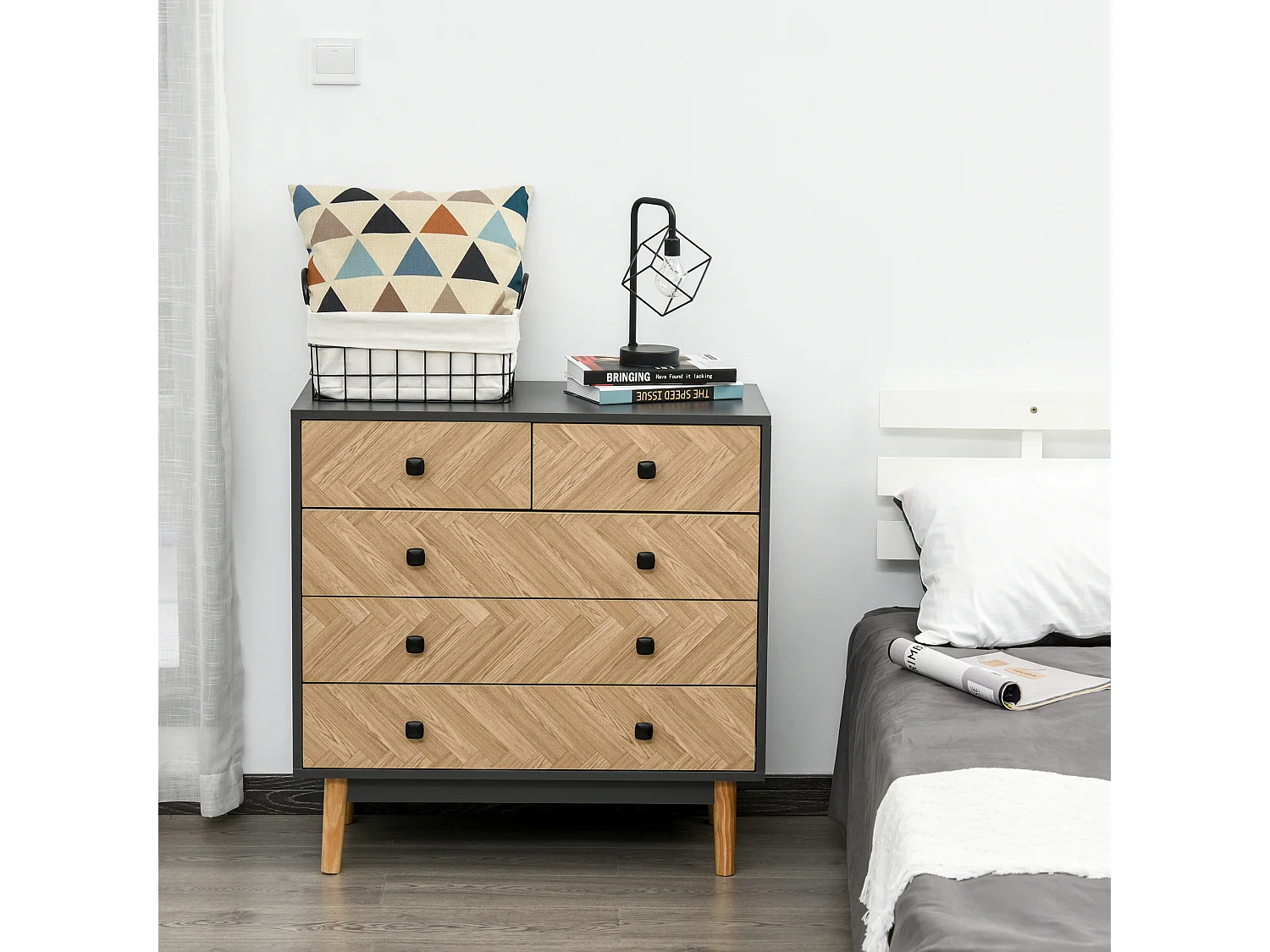 Cassettiera stile vintage industriale con cassetti in legno grigio