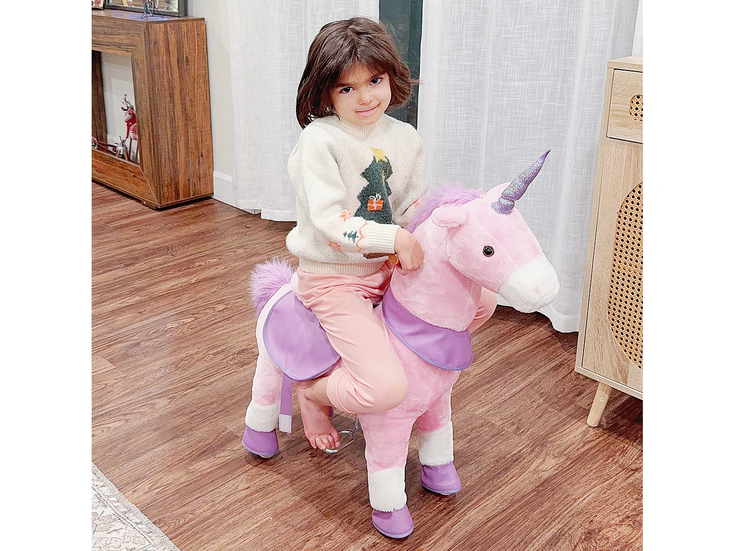 Cavallo a dondolo con ruote a unicorno per bambini da 3-6 anni