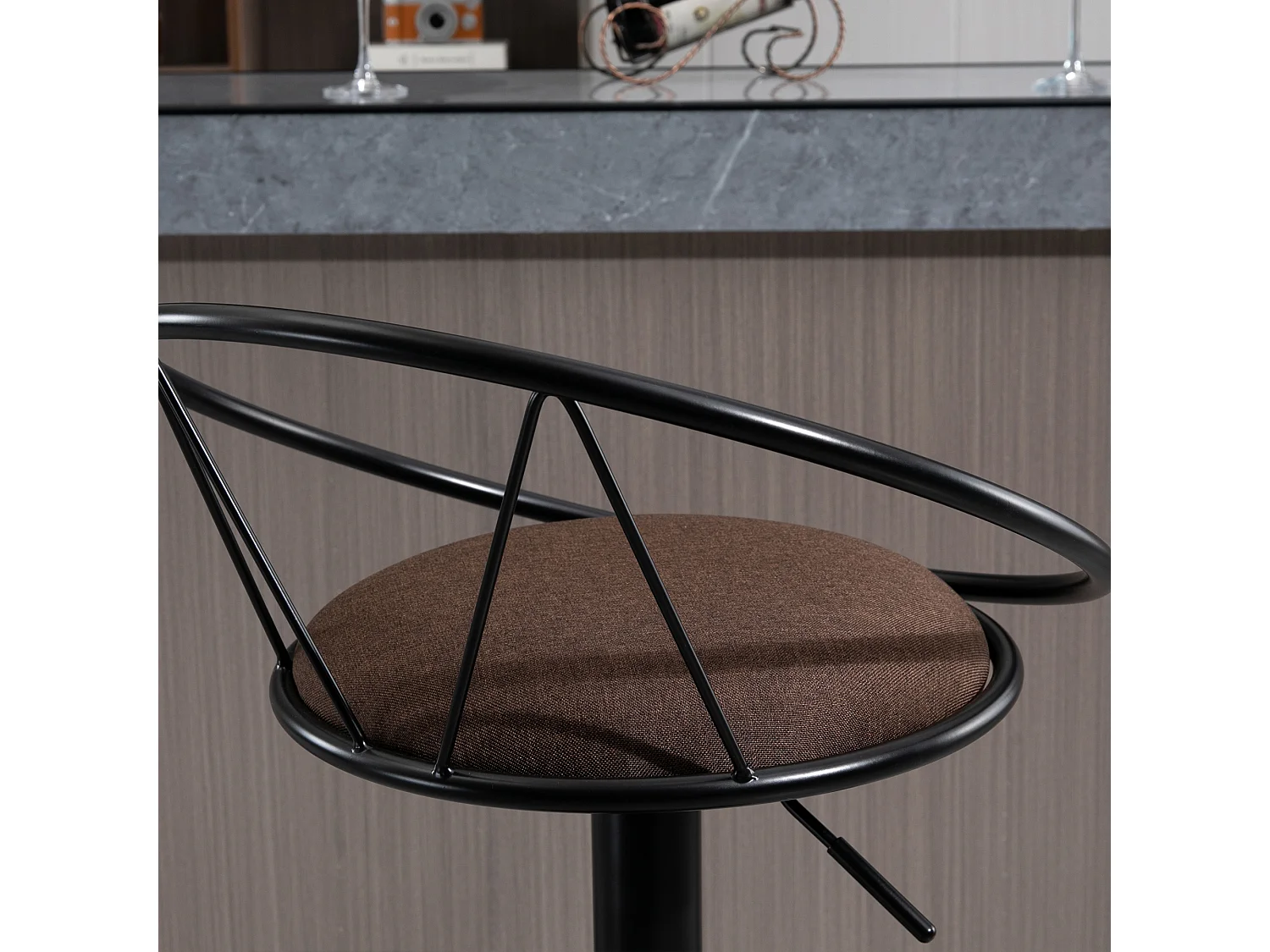 Set 2 sgabelli da bar girevoli altezza regolabile e poggiapiedi