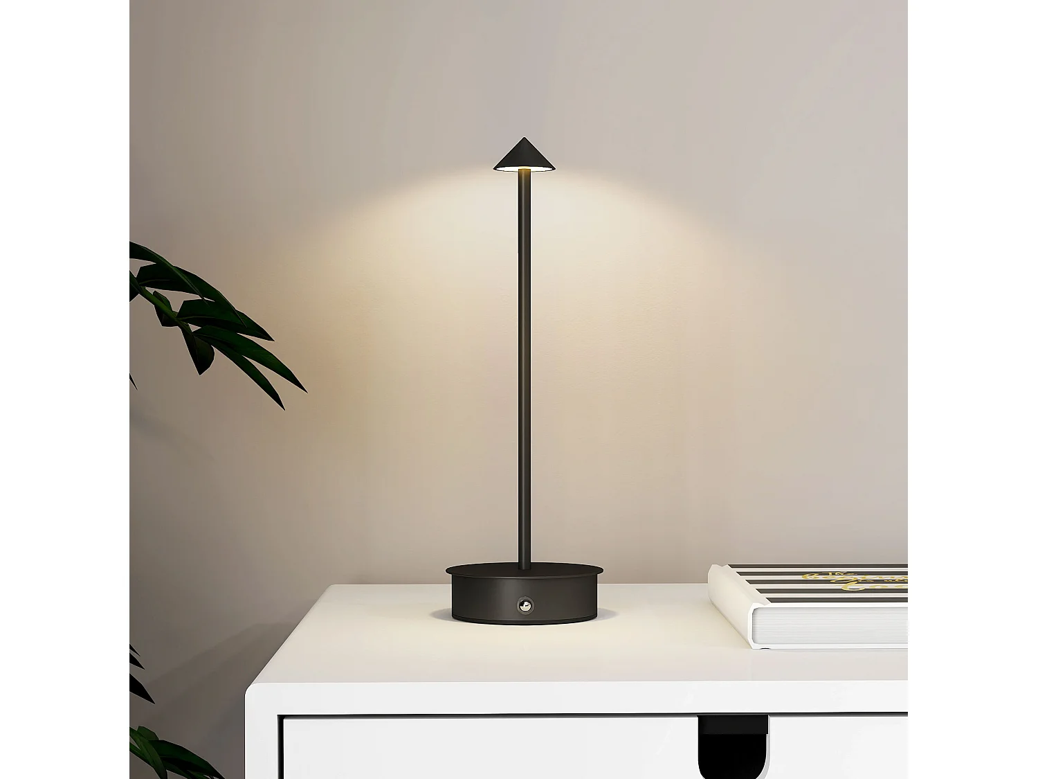 Lampada da tavolo ricaricabile touch e regolabile nero