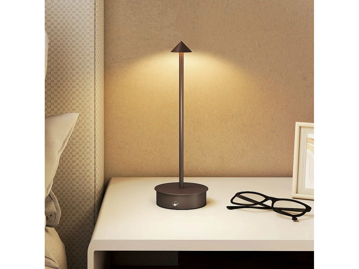 Lampada da tavolo ricaricabile touch e regolabile caffè