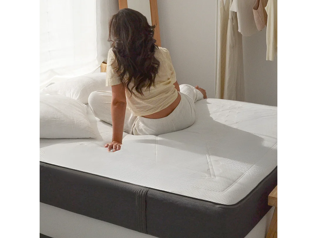Colchón híbrido con viscoelástica y micromuelles ensacados 150x200