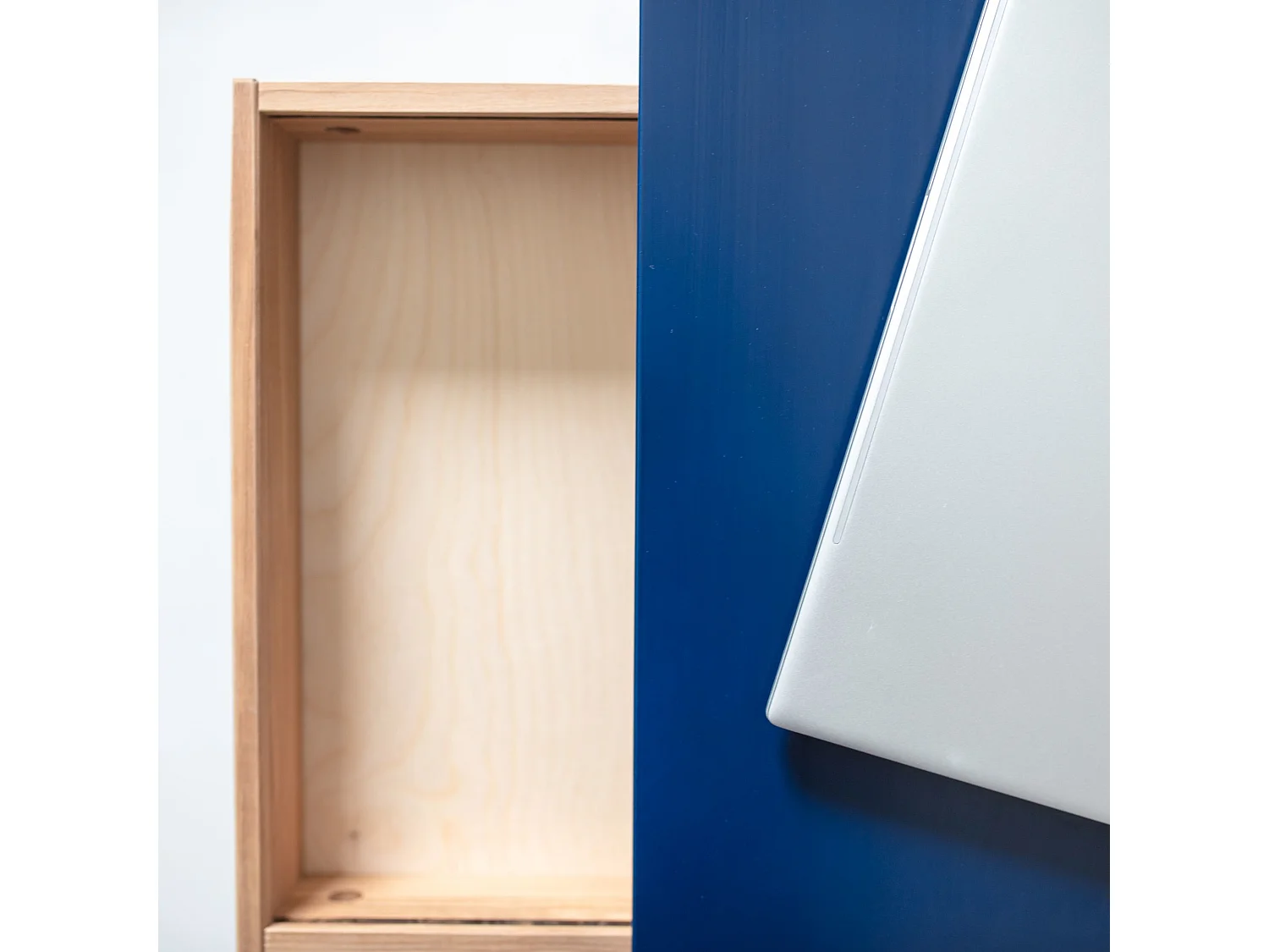 Bureau d'angle avec tiroir 115 x 85 cm Luka Blanc | Pieds Chêne | Côté droit
