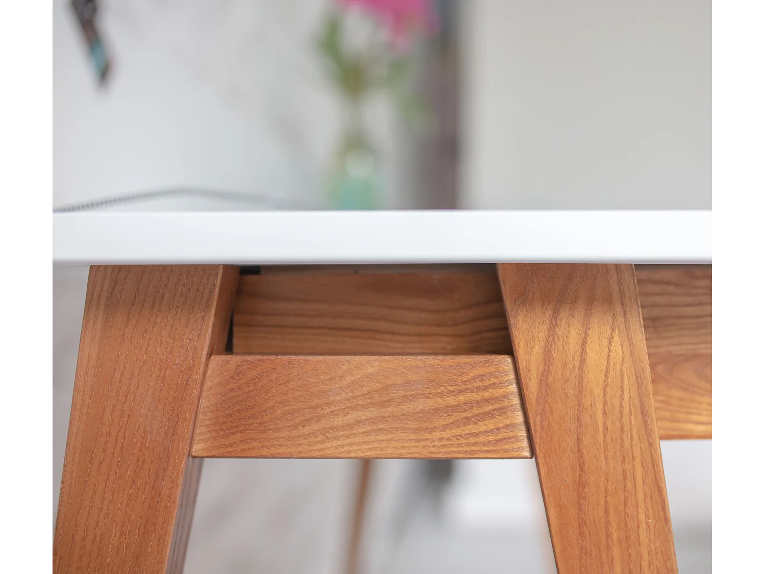 Bureau d'angle avec tiroir 115 x 85 cm Luka Blanc | Pieds Chêne | Côté droit