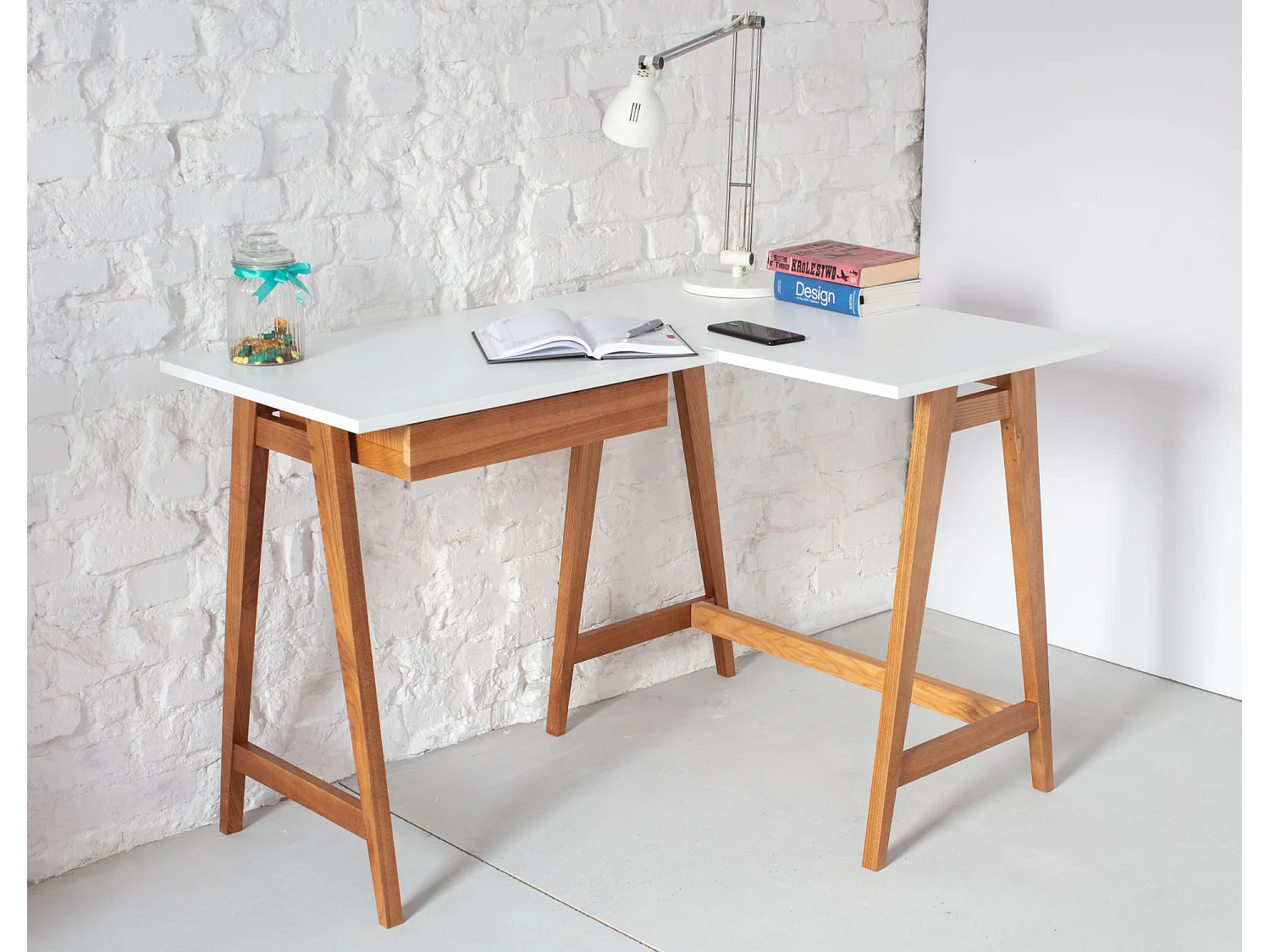 Bureau d'angle avec tiroir 115 x 85 cm Luka Blanc | Pieds Chêne | Côté droit