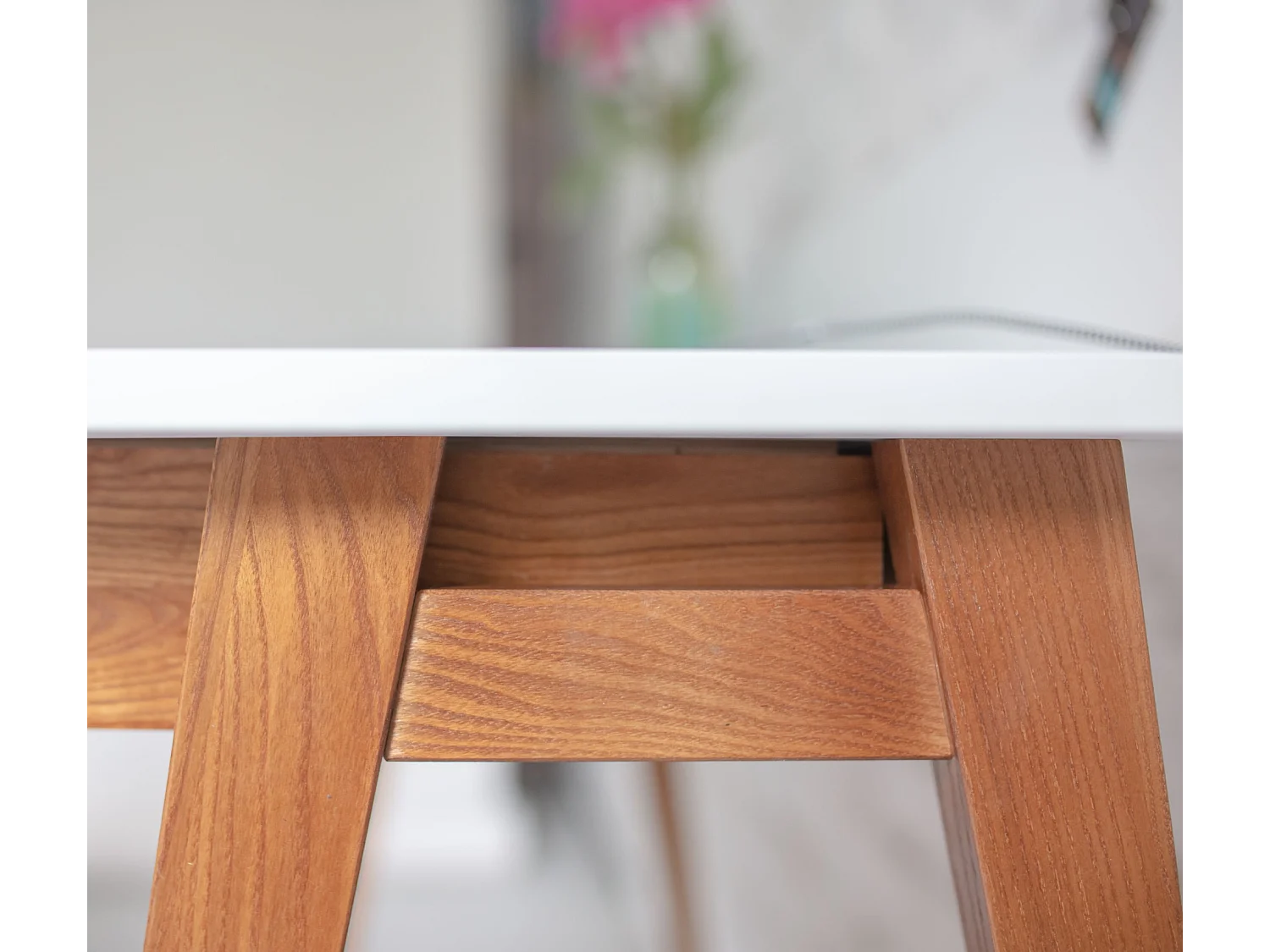 Bureau d'angle avec tiroir 115 x 85 cm Luka Blanc | Pieds Chêne | Côté droit