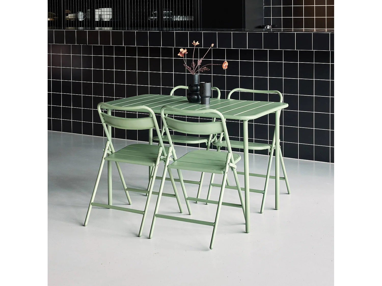 Table de jardin métal + 4 assises vert. Amelia L 120 x 70 x 72.5cm