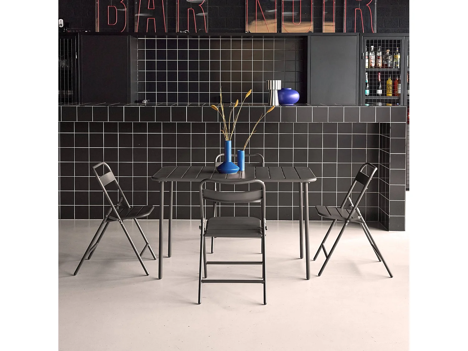 Table de jardin métal + 4 assises anthracite. Amelia L 120 x 70 x 72.5cm