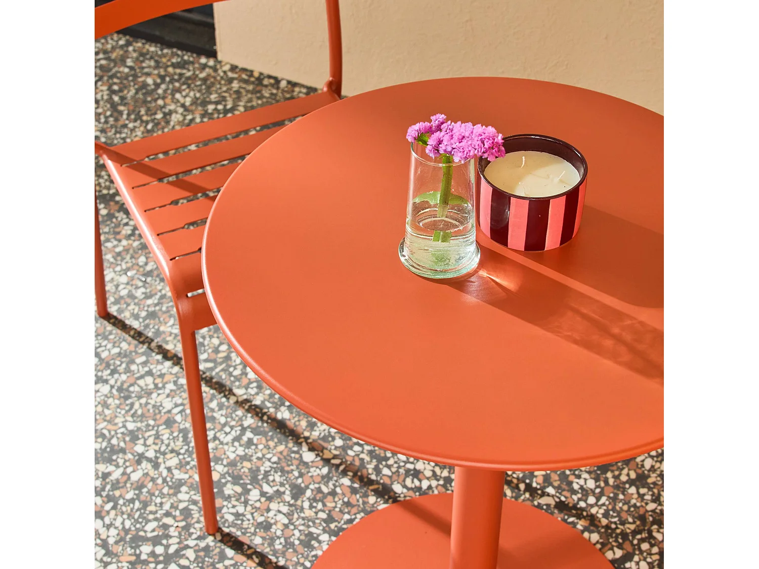 Table de jardin bistrot ronde acier + 2 assises Ø60cm terracotta - Orea + Amélia