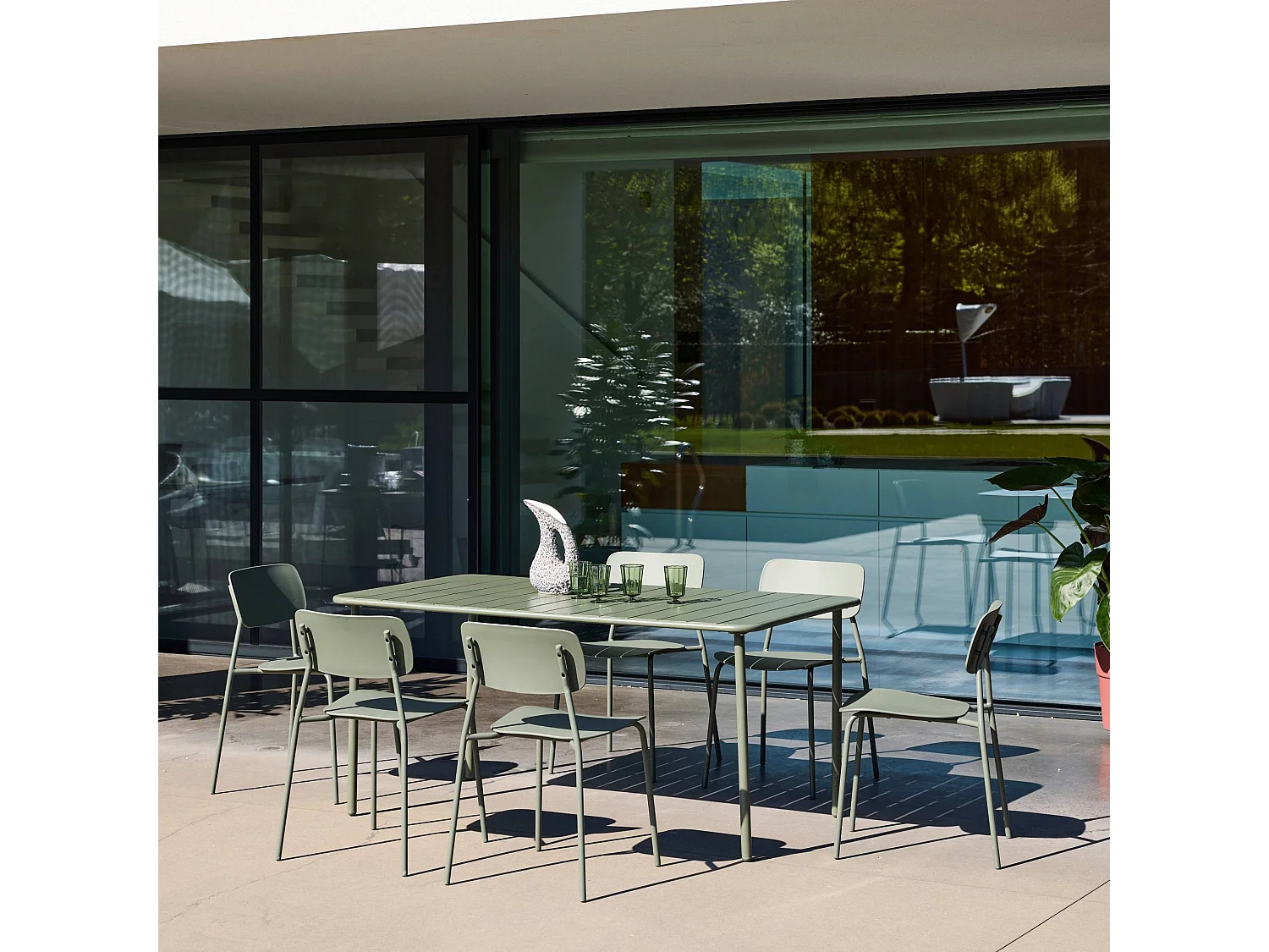 Set tavolo da giardino in metallo con 6 sedie, verde kaki