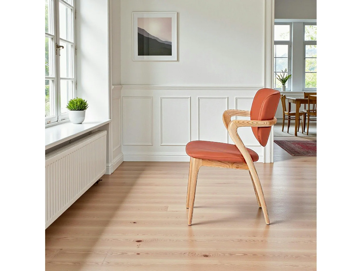 Chaise en cuir terracotta, accoudoirs bois clair ALDER