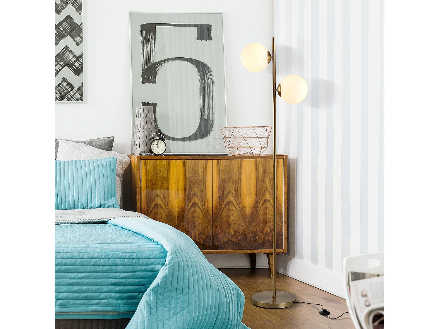 lampada da terra con 2 luci e paralumi a sfera