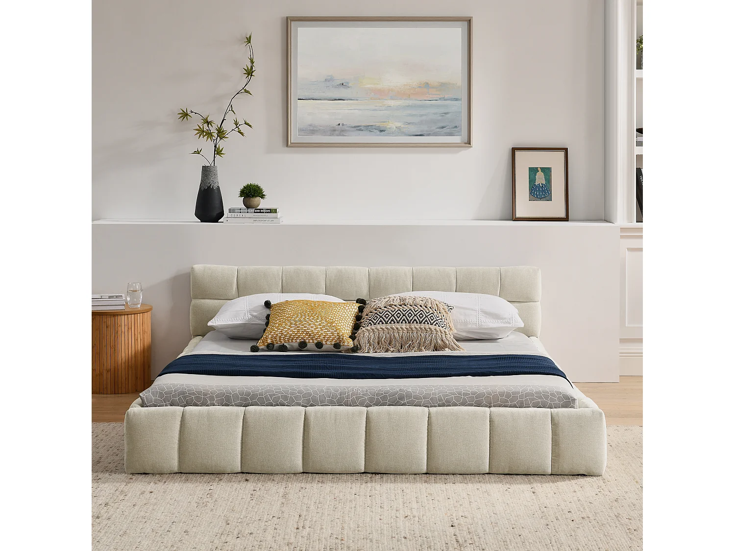 Lit double 160×200 cm en chenille douce, design capitonné, cadre en eucalyptus écologique et métal, montage facile – Beige