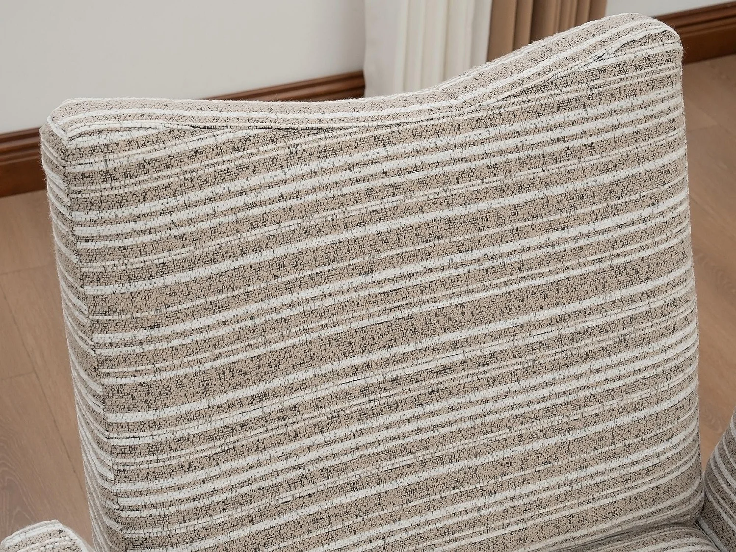 Linea 1.0 - Relaxfauteuil Bouclé met Armleuningen en Zakjes - Ergonomisch Comfort - Voor het Decoreren van Elke Kamer