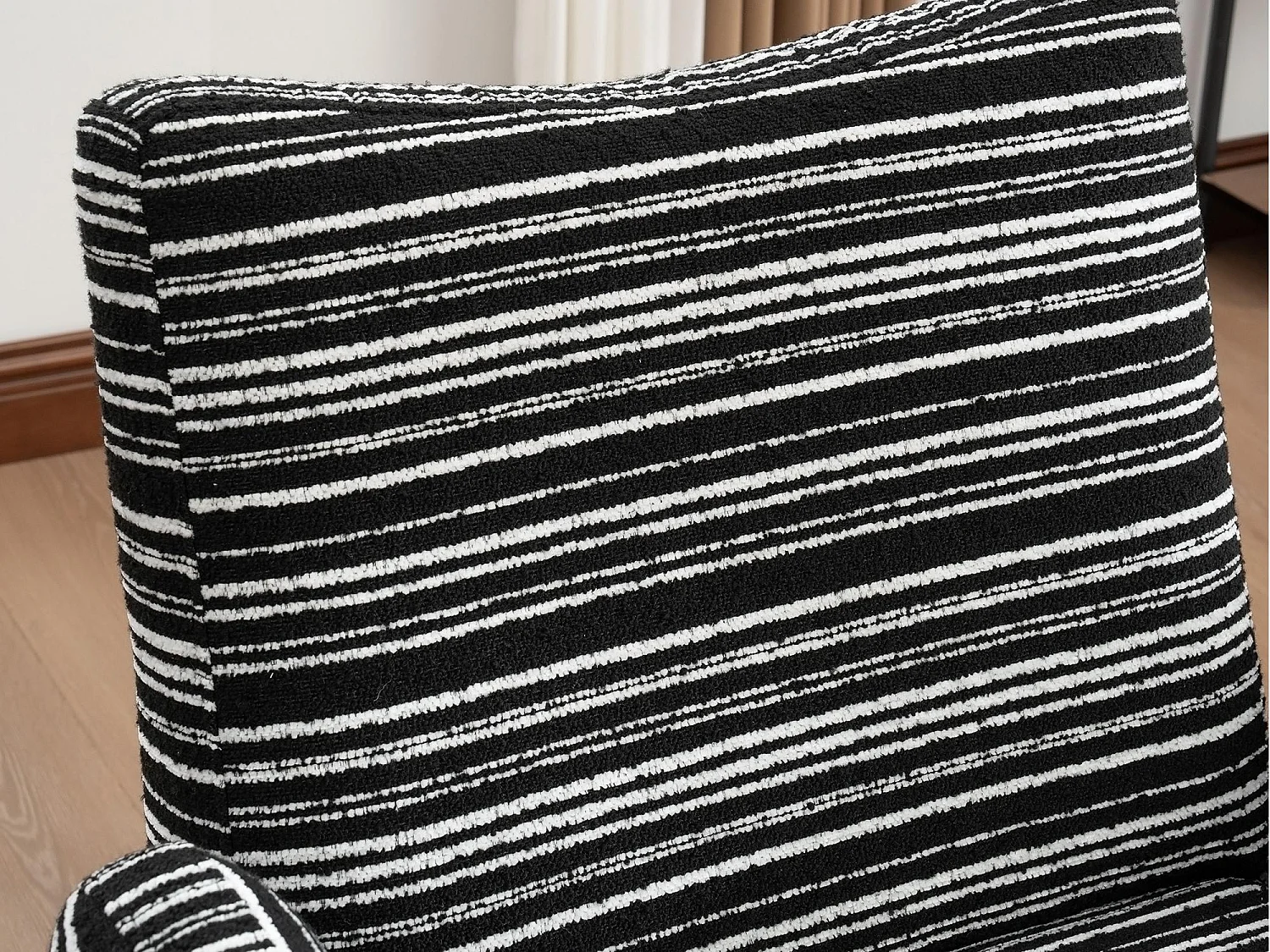 Linea 1.0 - Relaxfauteuil Bouclé met Armleuningen en Zakjes - Ergonomisch Comfort - Voor het Decoreren van Elke Kamer