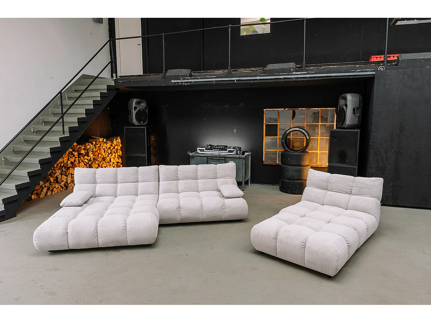 Sofá esquinero Pufs tapizados Sillones giratorios Set - plata Pana - VIVIEN