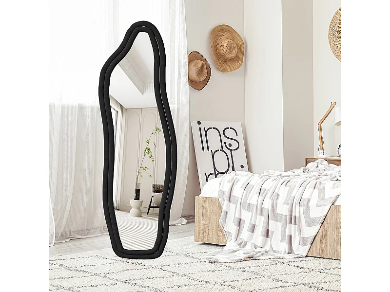 Miroir sur pied 140 x 45 cm - à bords ondulés irréguliers - avec support et cadre en bois recouvert de flanelle -noir
