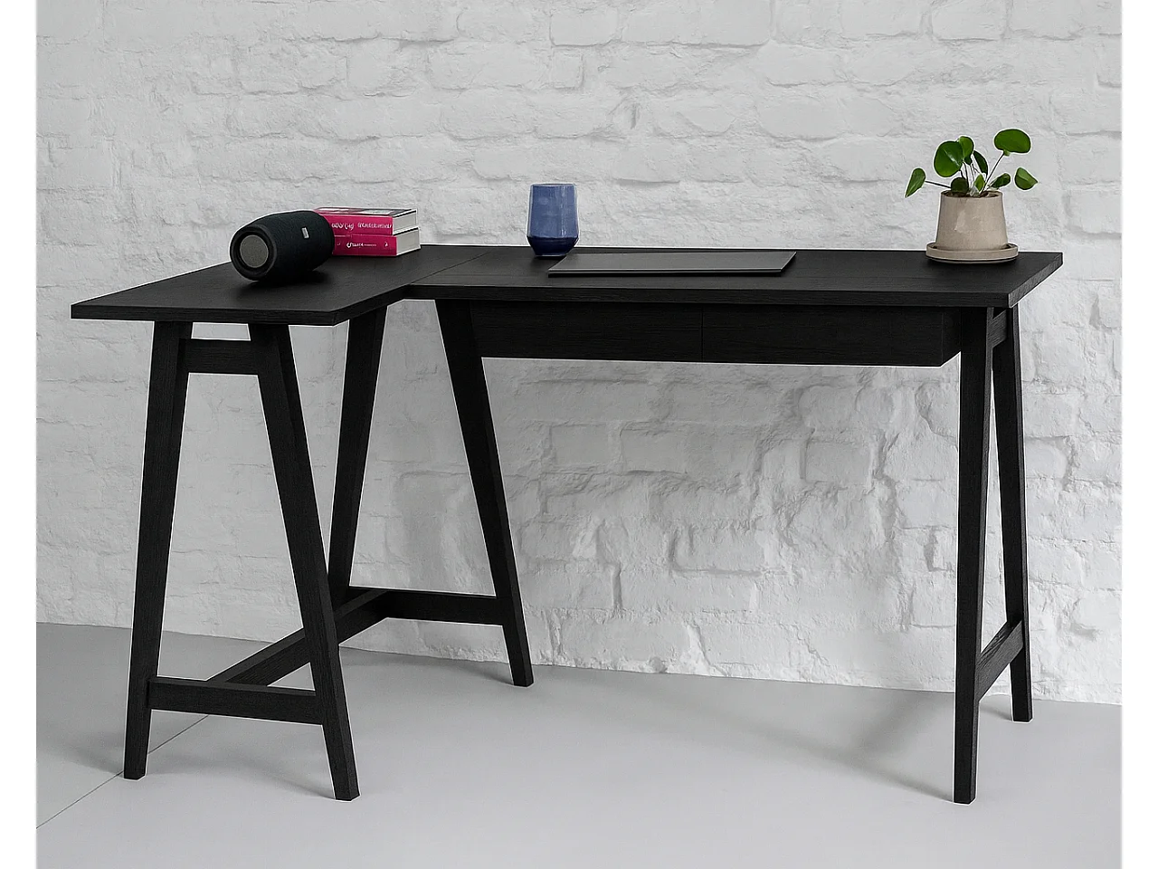 Bureau d'angle avec 2 tiroirs 135 x 85 cm Luka Frêne teinté noir | Côté gauche