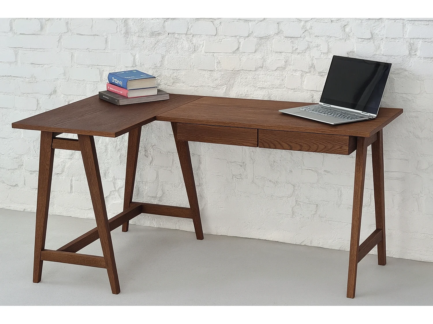 Hoekbureau met 2 lades 135x85cm Luka Noten | Linkerkant