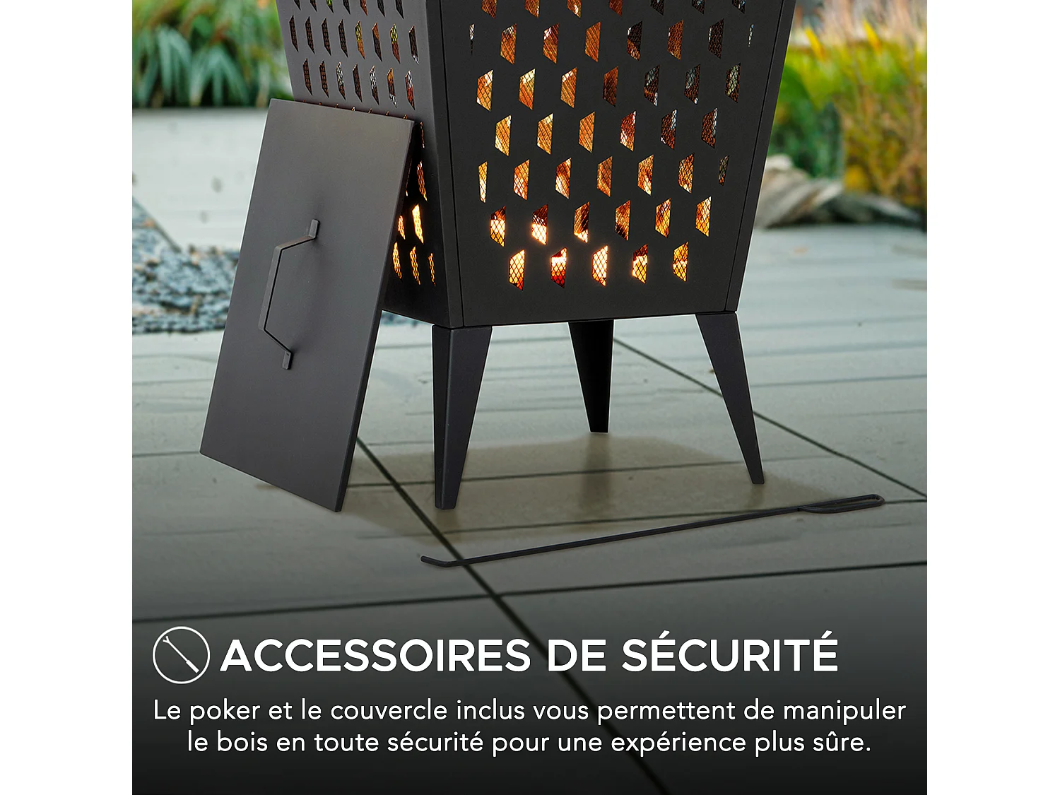 Foyer carré en acier ALBANI 46 cm avec couvercle et tisonnier