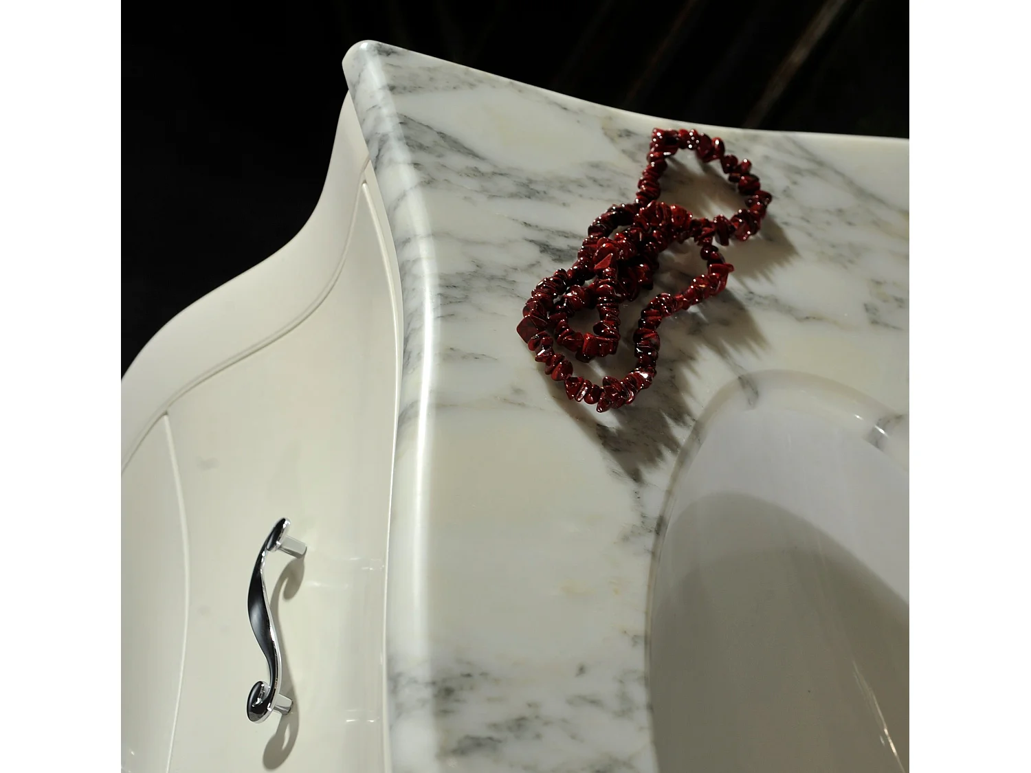 Meuble Style Shabby Baroque En Blanc Avec Tiroirs Et Pieds