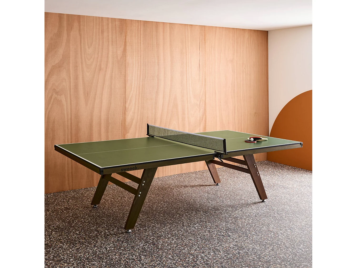 Table de ping pong intérieur deluxe kaki avec 2 raquettes et 3 balles