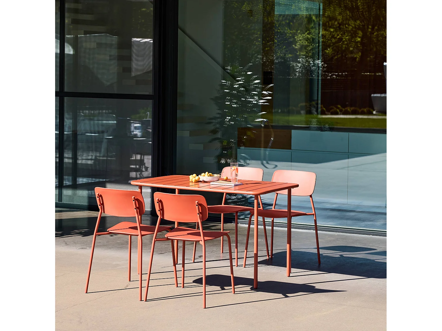 Set tavolo da giardino in metallo con 4 sedie, terracotta