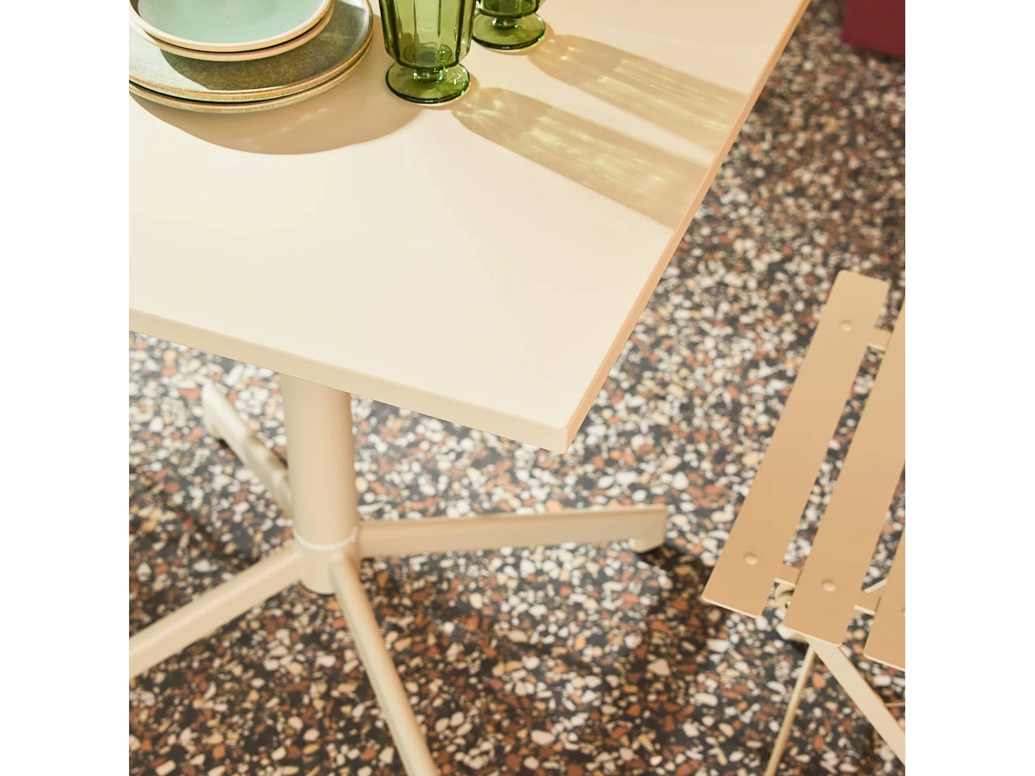 Table de jardin bistrot carrée pliante acier 70cm + 2 places beige - Chiara/Emilia