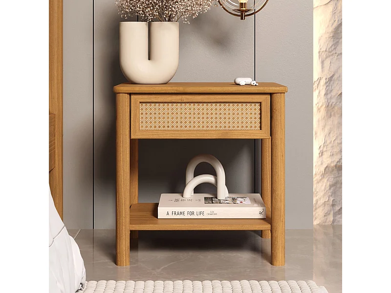Table de Chevet CEFIRA avec 1 Tiroir en Bois Massif Couleur Chêne, Design Élégant en Rotin, avec 1 Étagère
