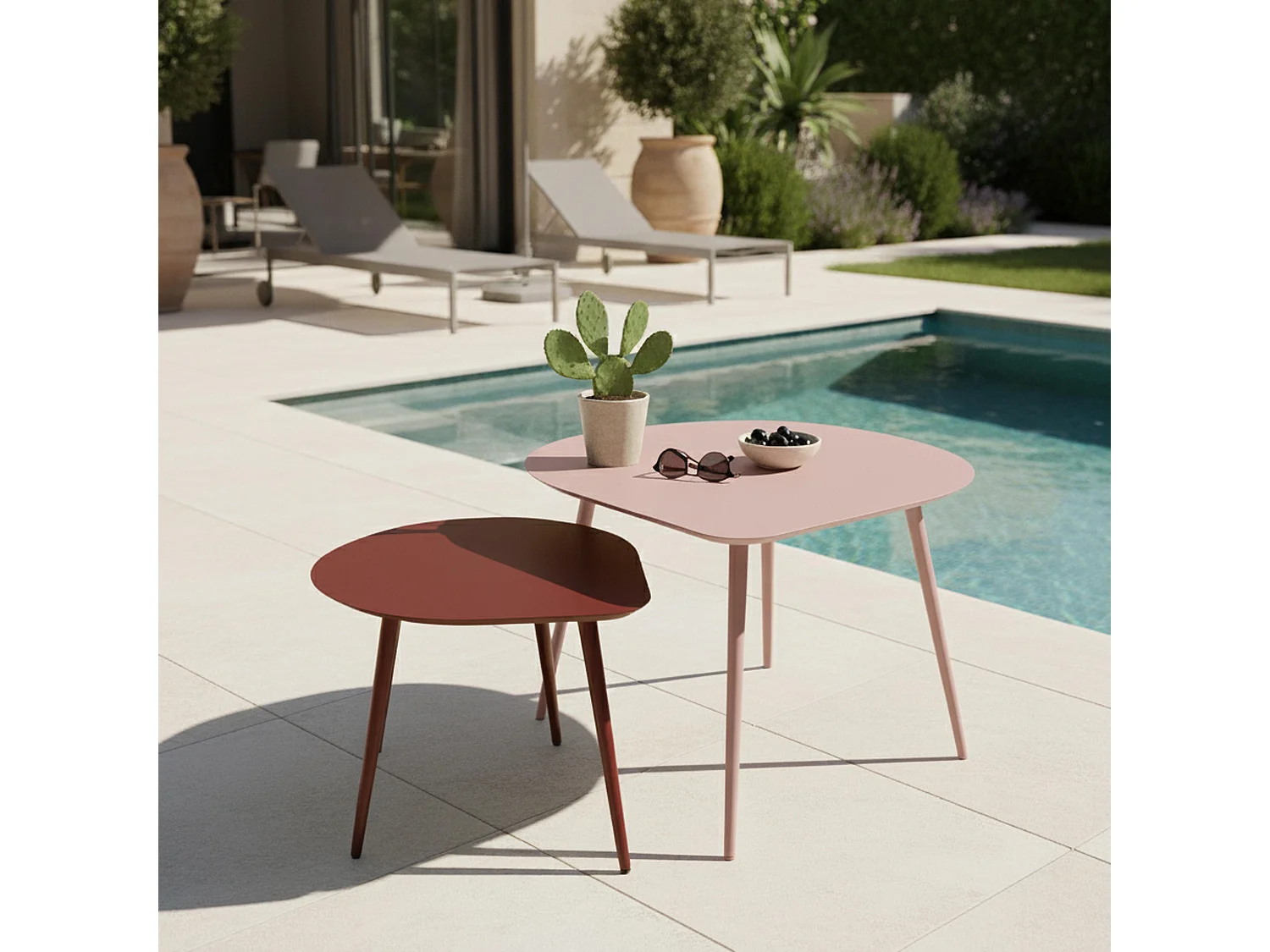 Lot de 2 tables basses de jardin en métal rose poudré et pourpre