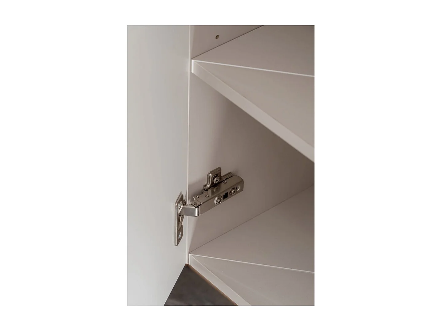 Colonne de salle de bain AOKI – 2 portes – Finition beige cachemire à motifs chevron – L30 × P25 × H140 cm – À suspendre