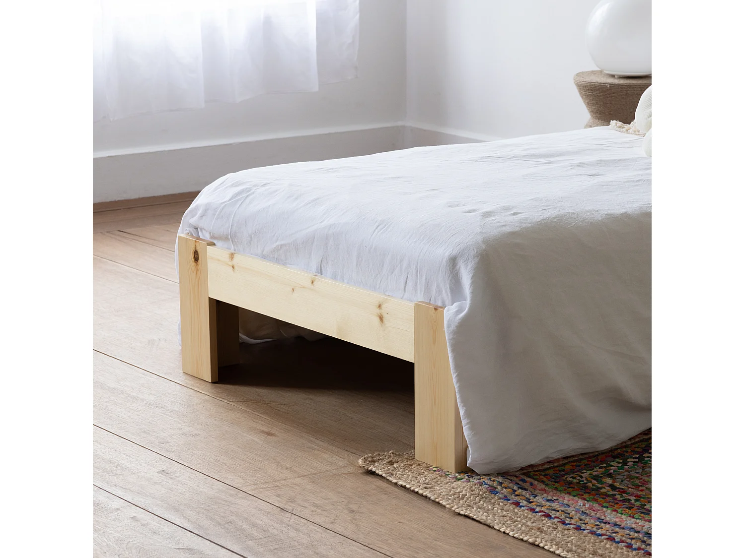 Cama de madeira com cabeceira 90x190cm FINN