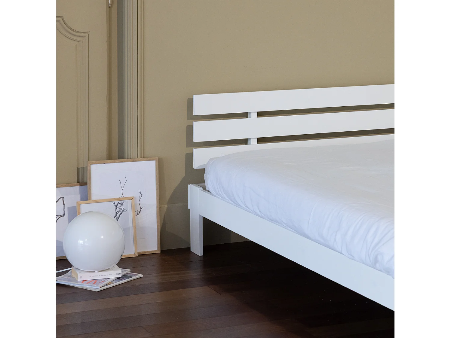Lit en bois avec tête de lit 140x200cm blanc FINN - HAPPY GARDEN