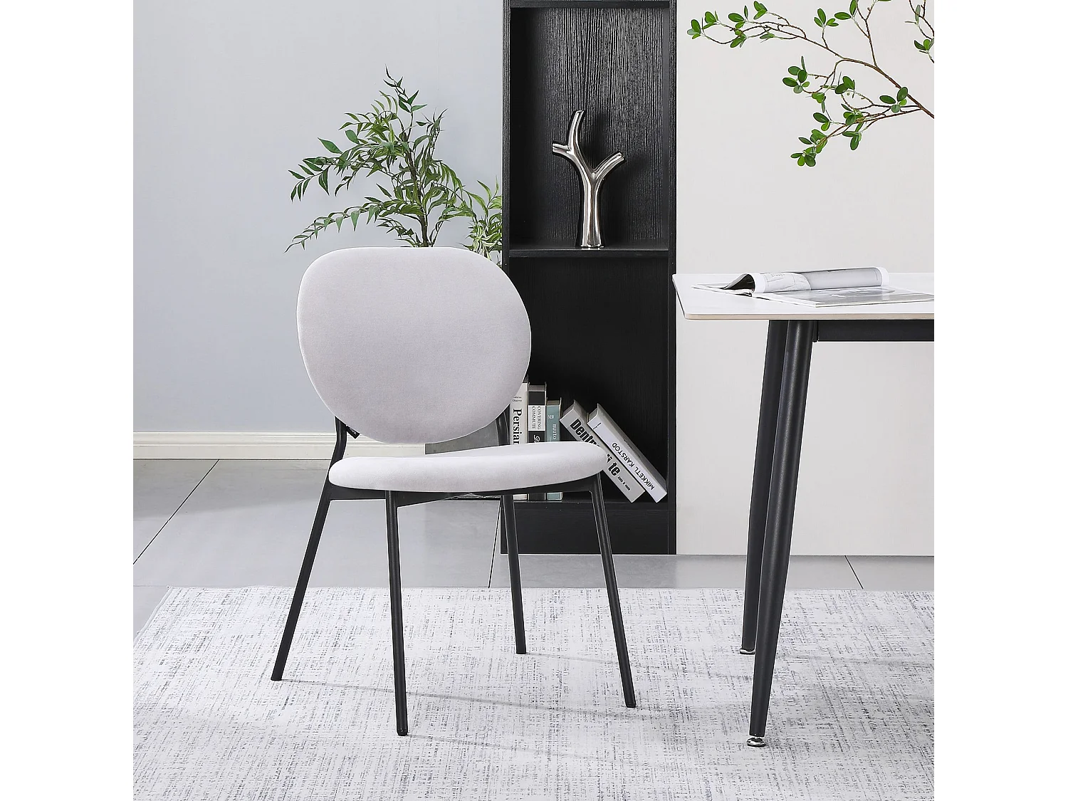Chaise rembourrée – chenille hydrophobe gris clair – BROCTALM