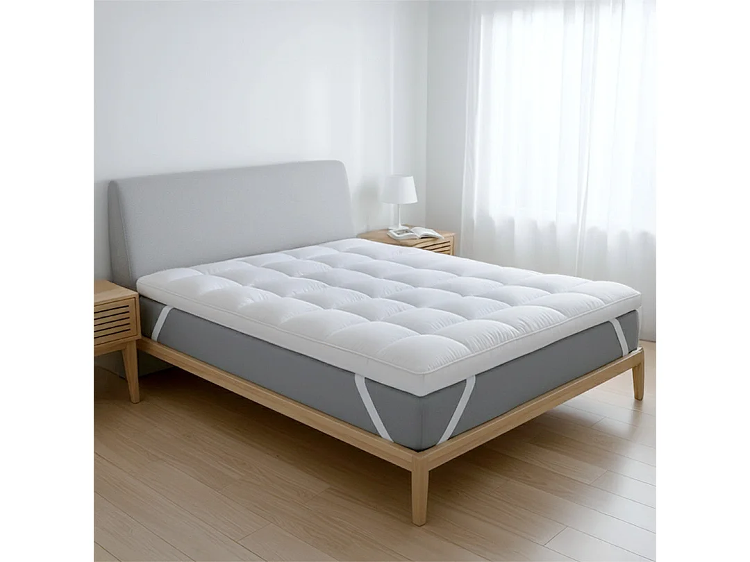Surmatelas 1 Place et demie | Protège-Matelas Matelassé avec Garnissage 1000 g/m² | Housse en Microfibre Respirante avec Sangles Élastiques d’Angle |120x200