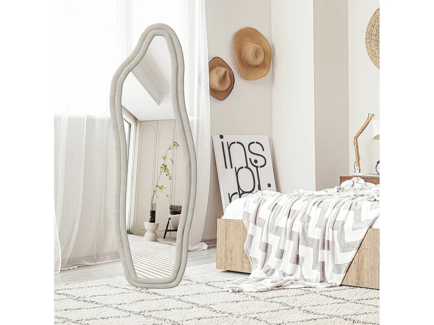 Miroir irrégulier 160×50 cm avec cadre en velours blanc – Design moderne, verre trempé HD