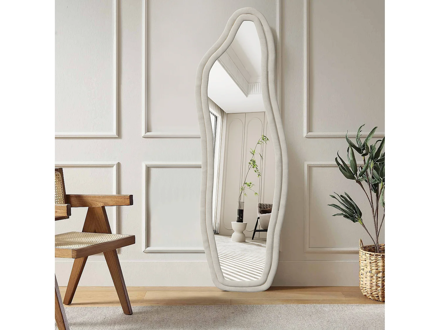 Miroir irrégulier 160×50 cm avec cadre en velours blanc – Design moderne, verre trempé HD