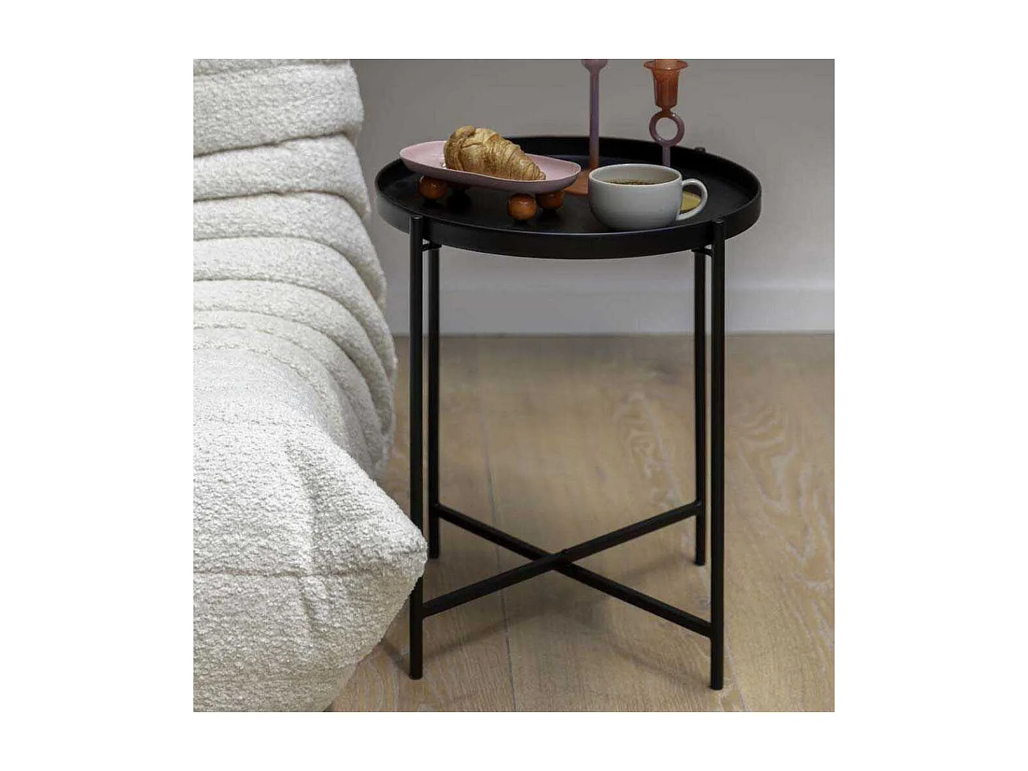 Table d'appoint en métal Meseta