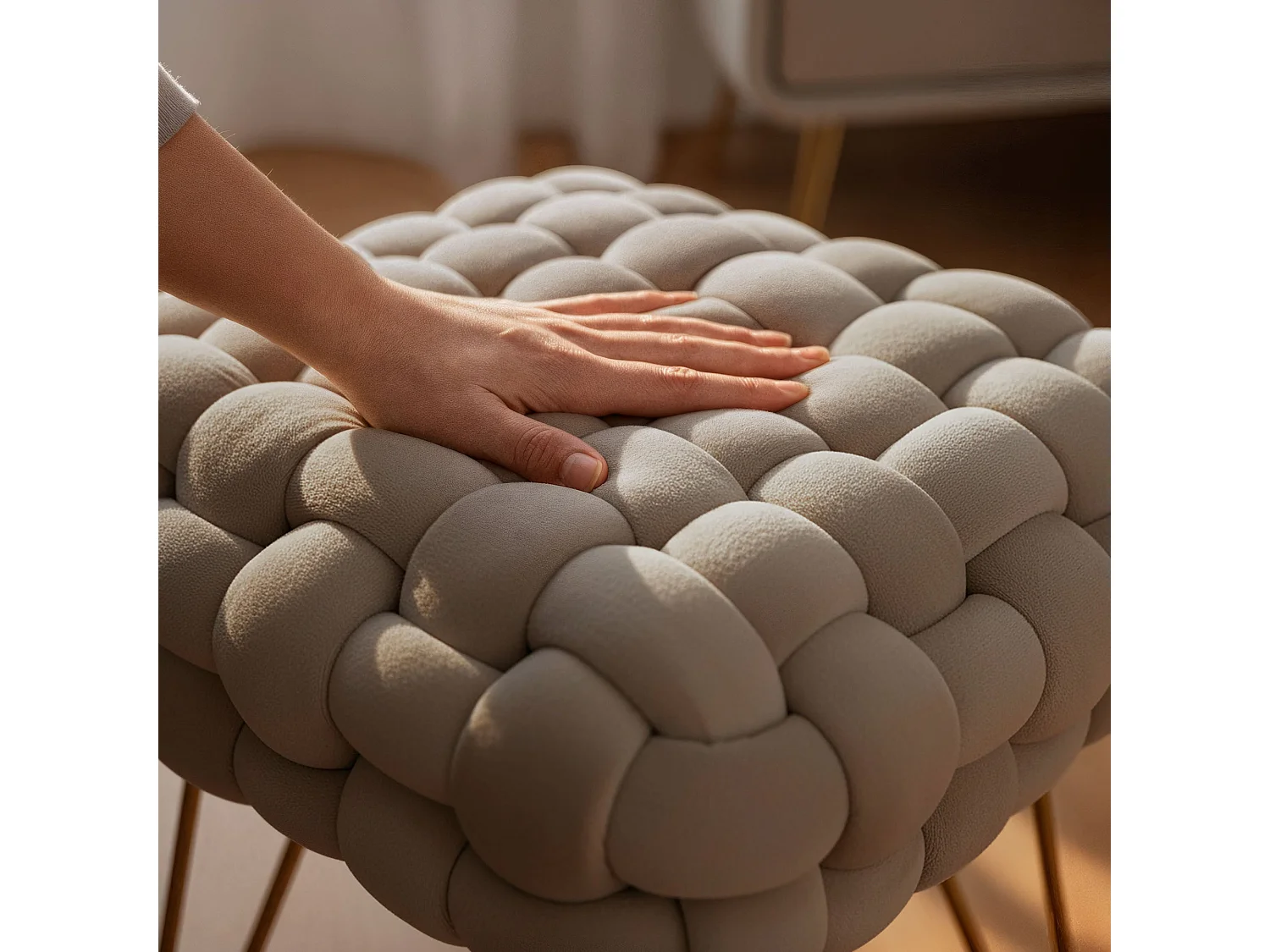 Pouf taburete de terciopelo trenzado 38 cm DOTTY Beige Polvo
