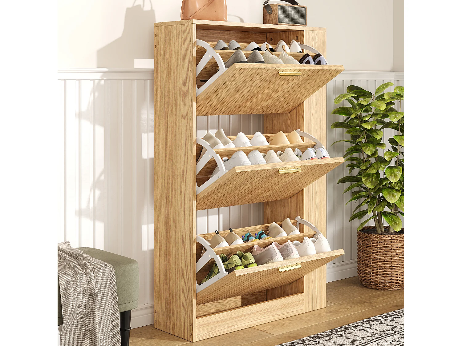 Meuble à chaussures en bois - 70 x 23.5 x 11.5 cm - design à 3 portes + étagères ouvertes - MDF - naturel