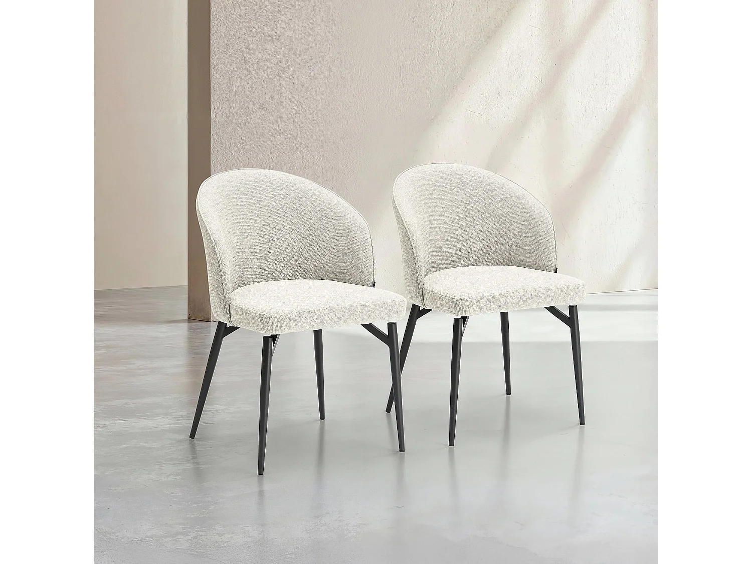 Habitat - Lot de 2 chaises en tissu et métal noir - Beige - Spinne