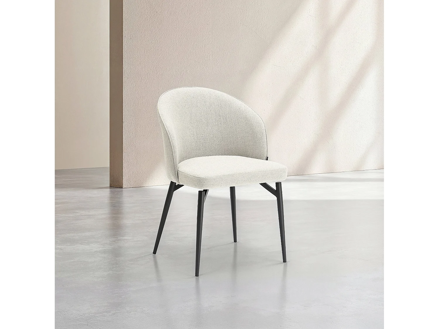 Habitat - Lot de 2 chaises en tissu et métal noir - Beige - Spinne