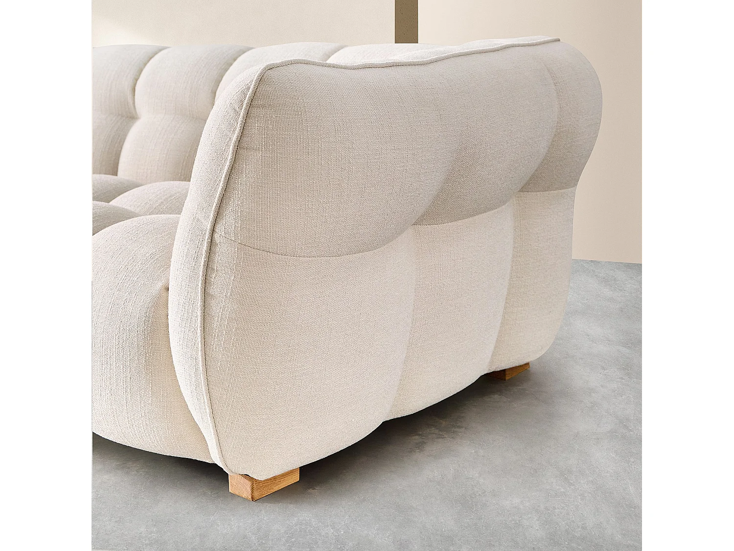 Canapé d'angle gauche en tissu bouclette courte Mira - Ivoire
