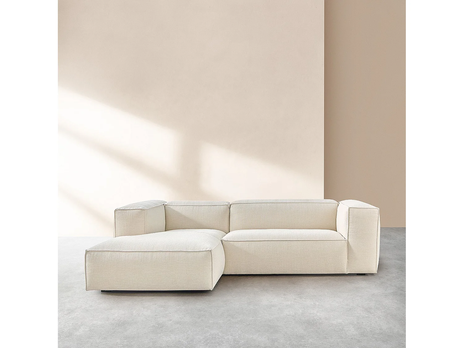 Habitat - Canapé d'angle gauche en tissu bouclette courte Mira - Ivoire - Edwin