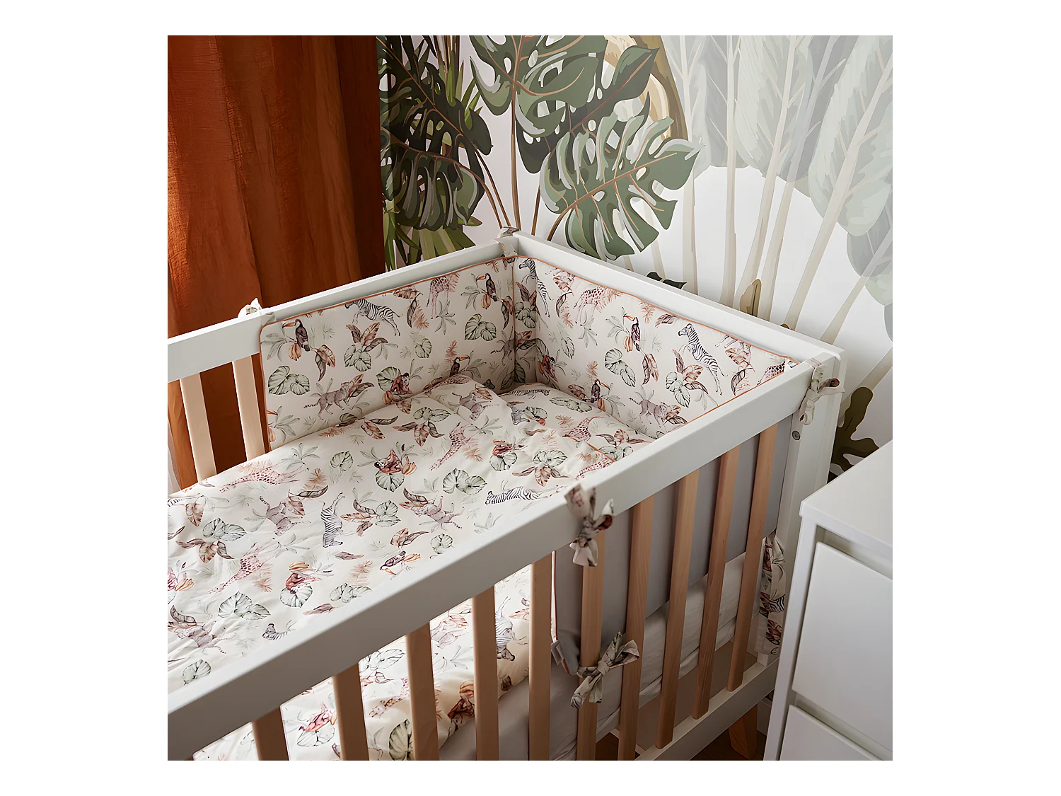 Lit évolutif 60x120 et commode 3 tiroirs Swing - Blanc et bois